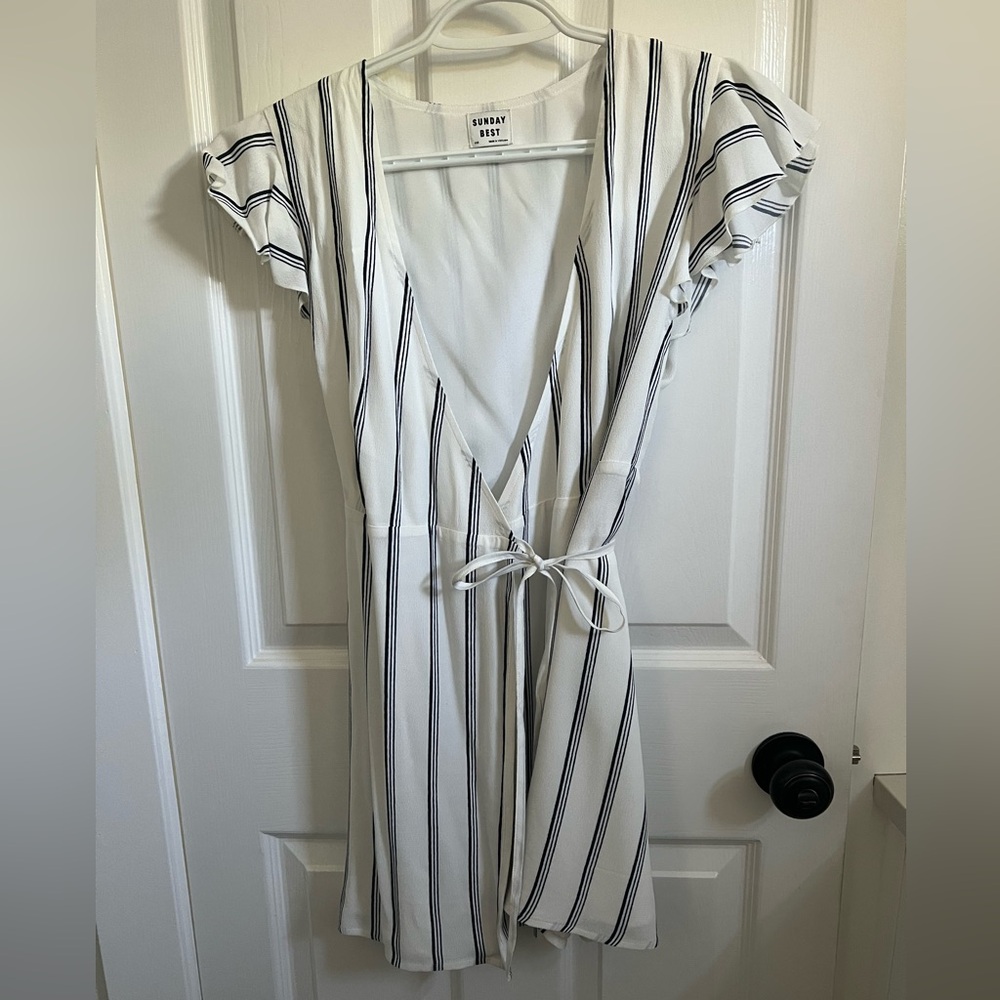 Aritzia Sunday Best Wrap Dress